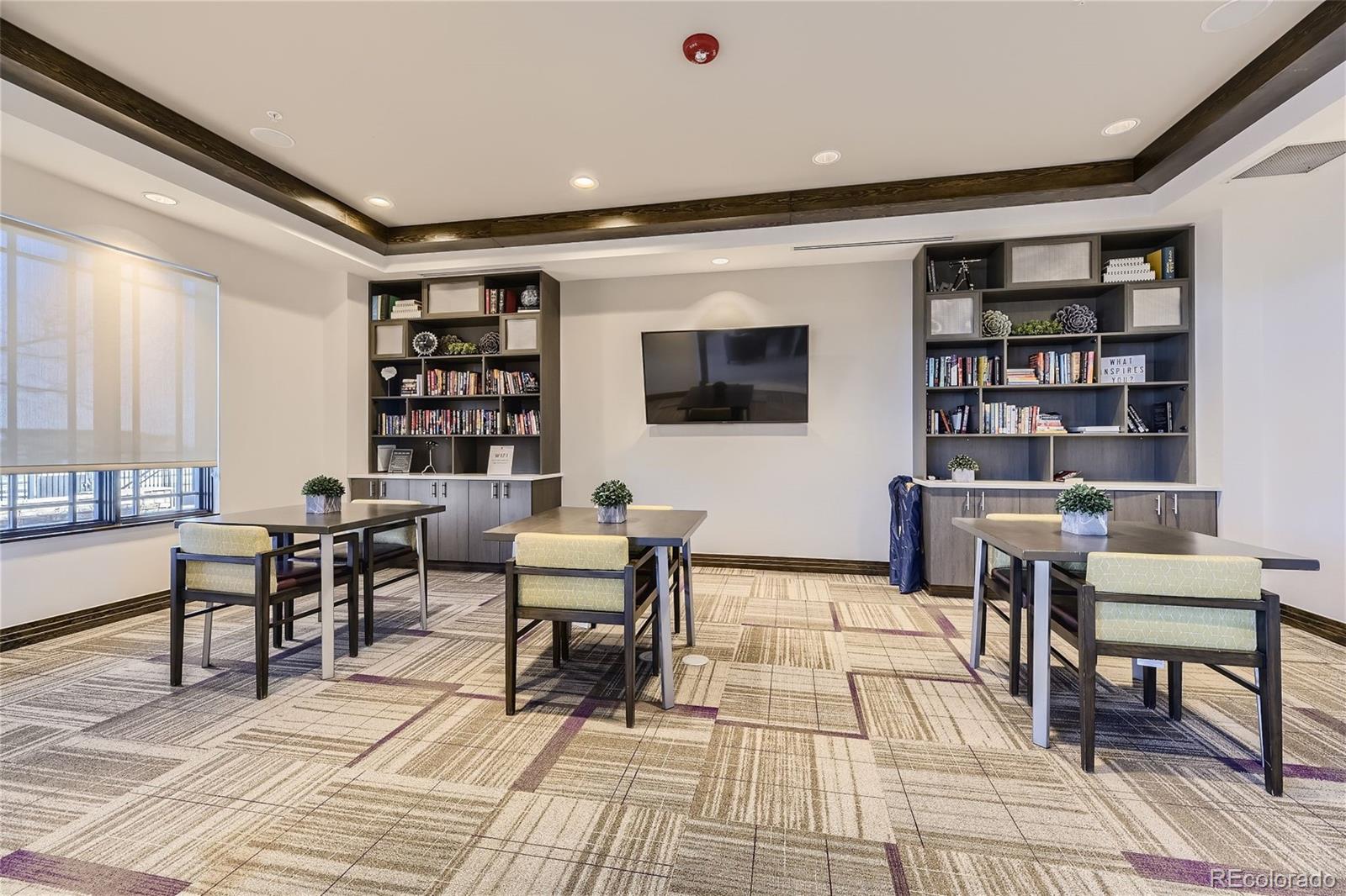 22536 E Glidden Drive