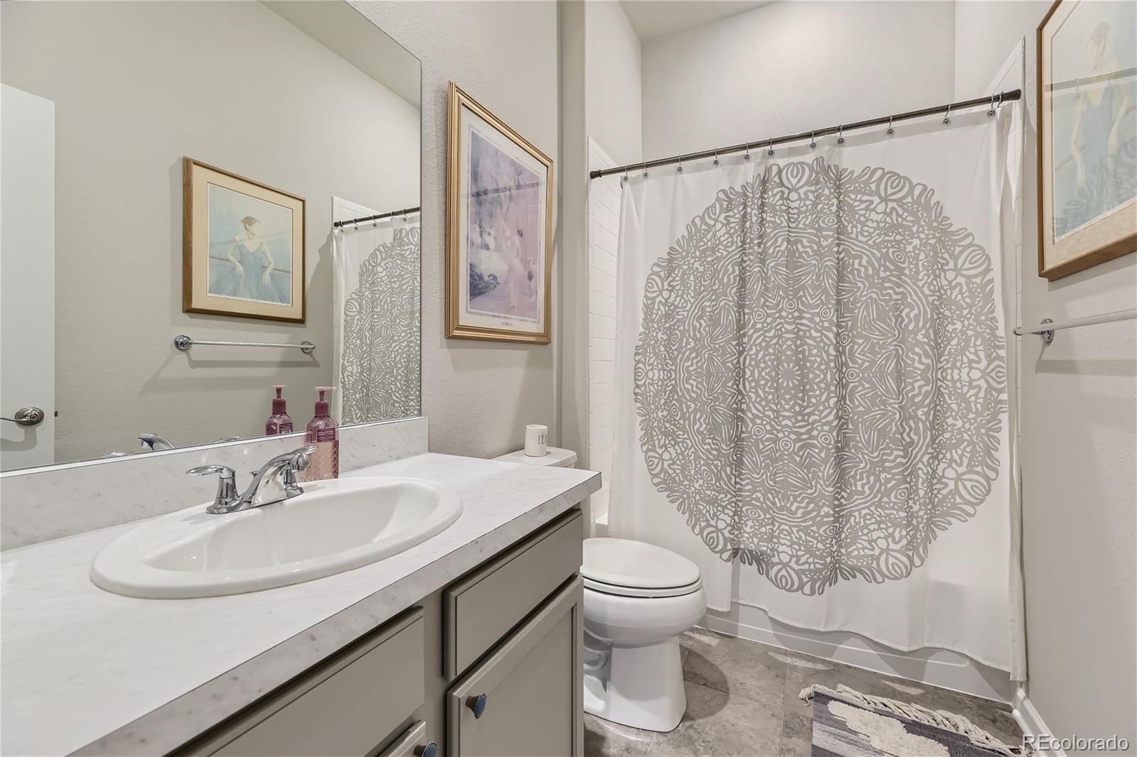 22536 E Glidden Drive