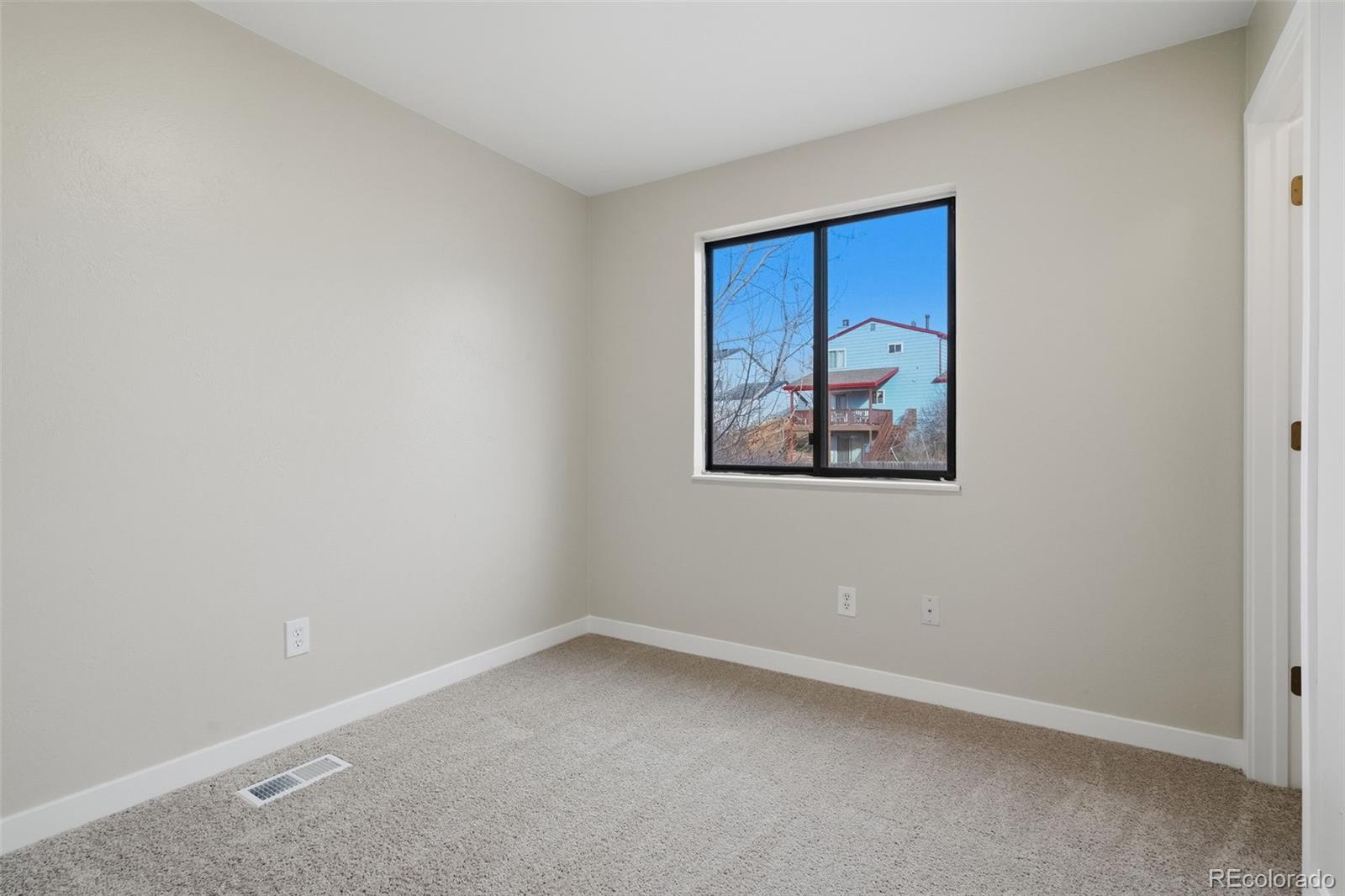 17895 E Nassau Place