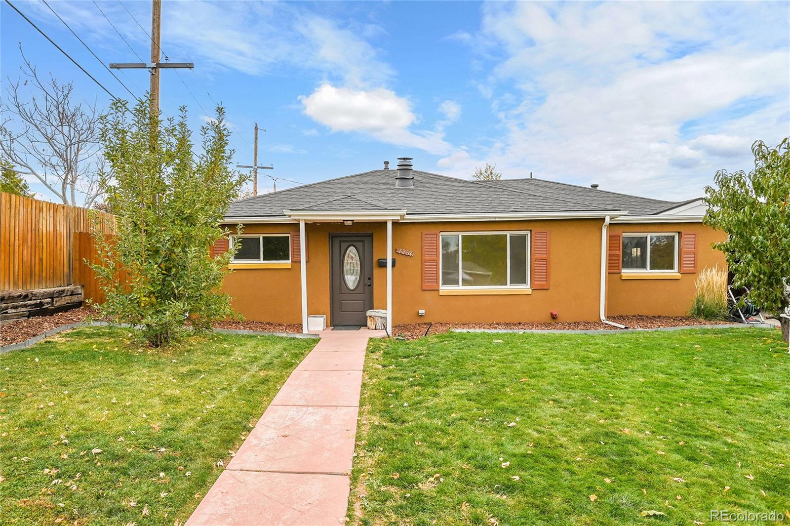 1250 Eppinger Boulevard