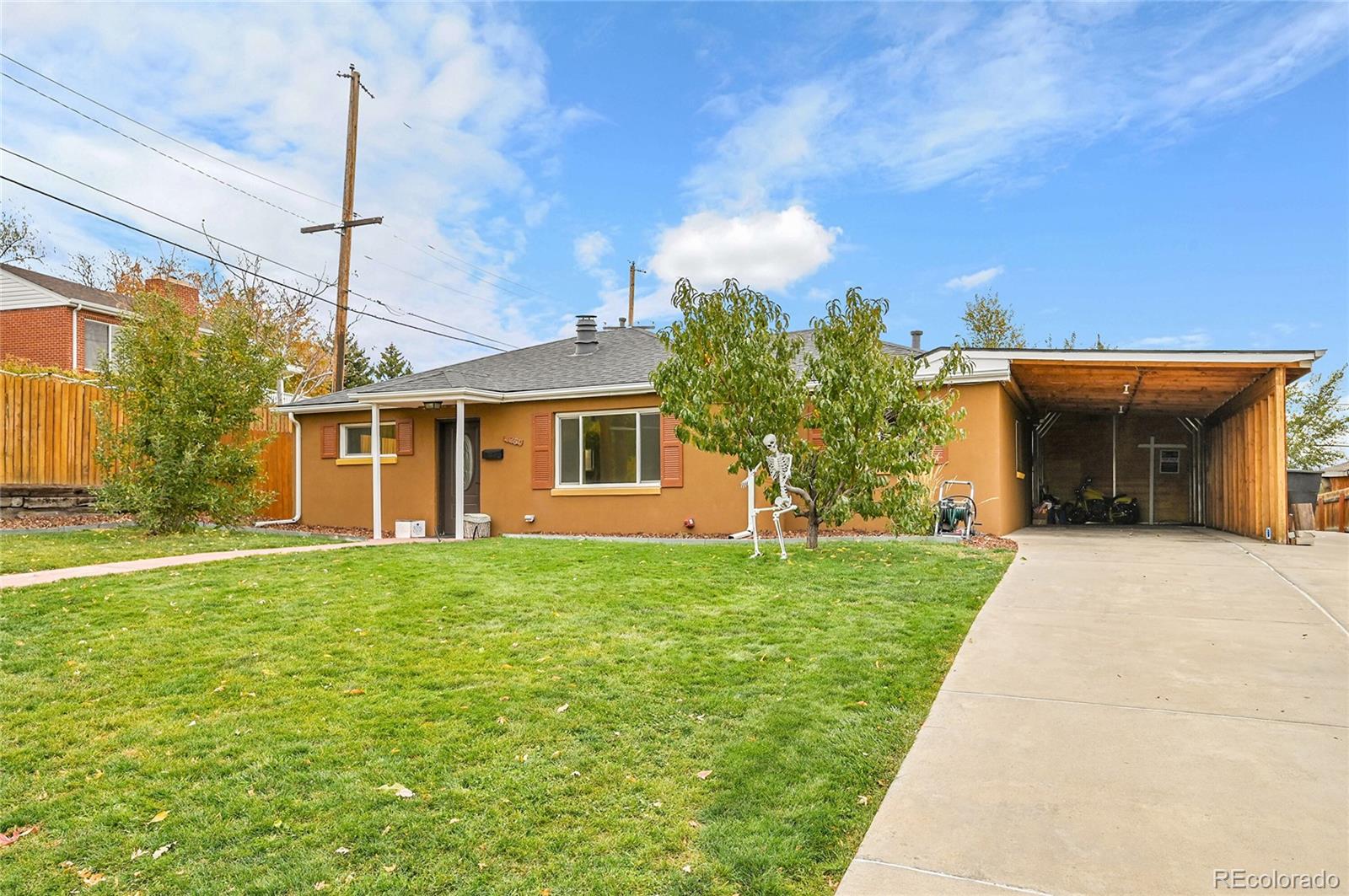 1250 Eppinger Boulevard