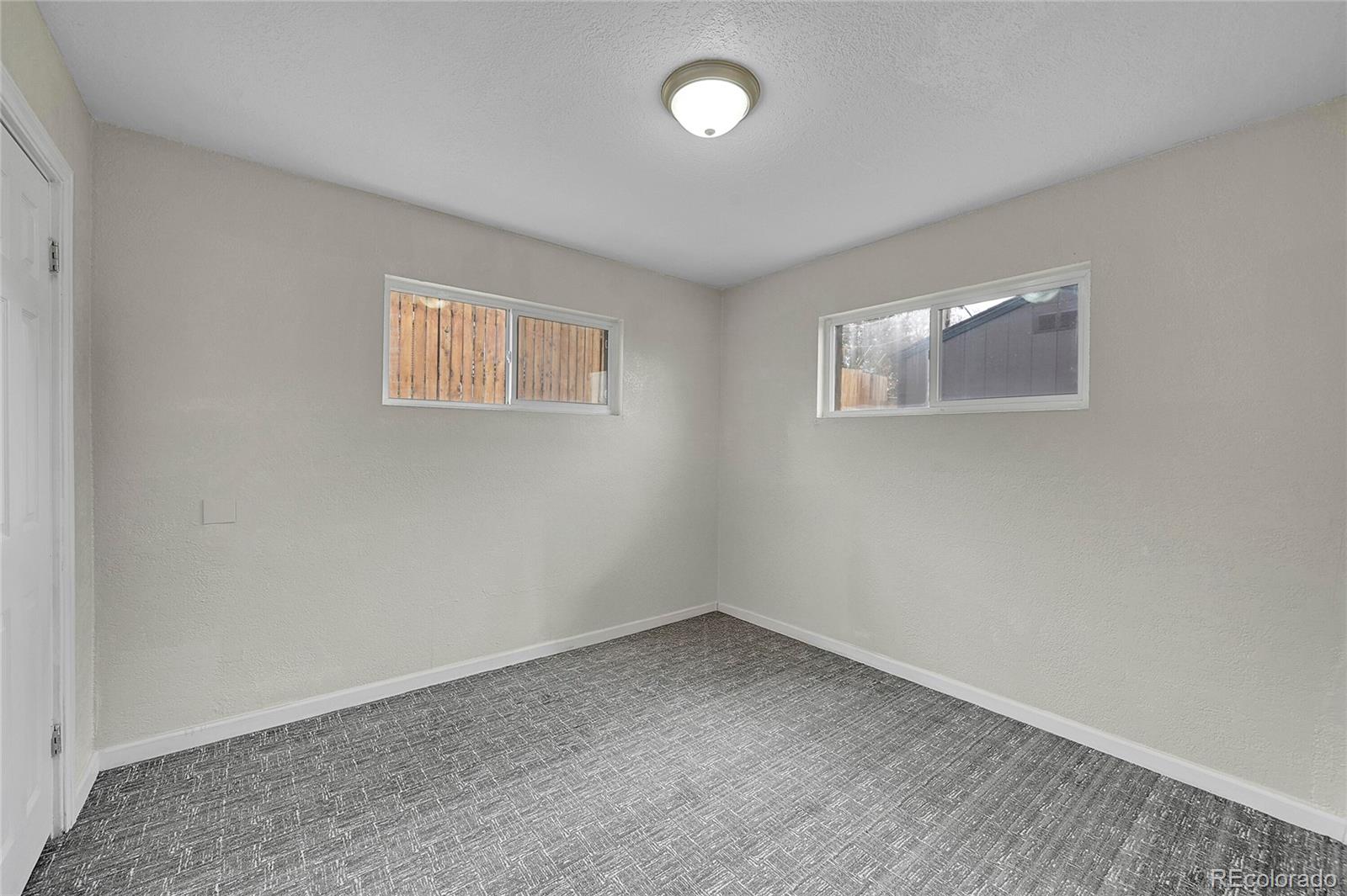 1250 Eppinger Boulevard