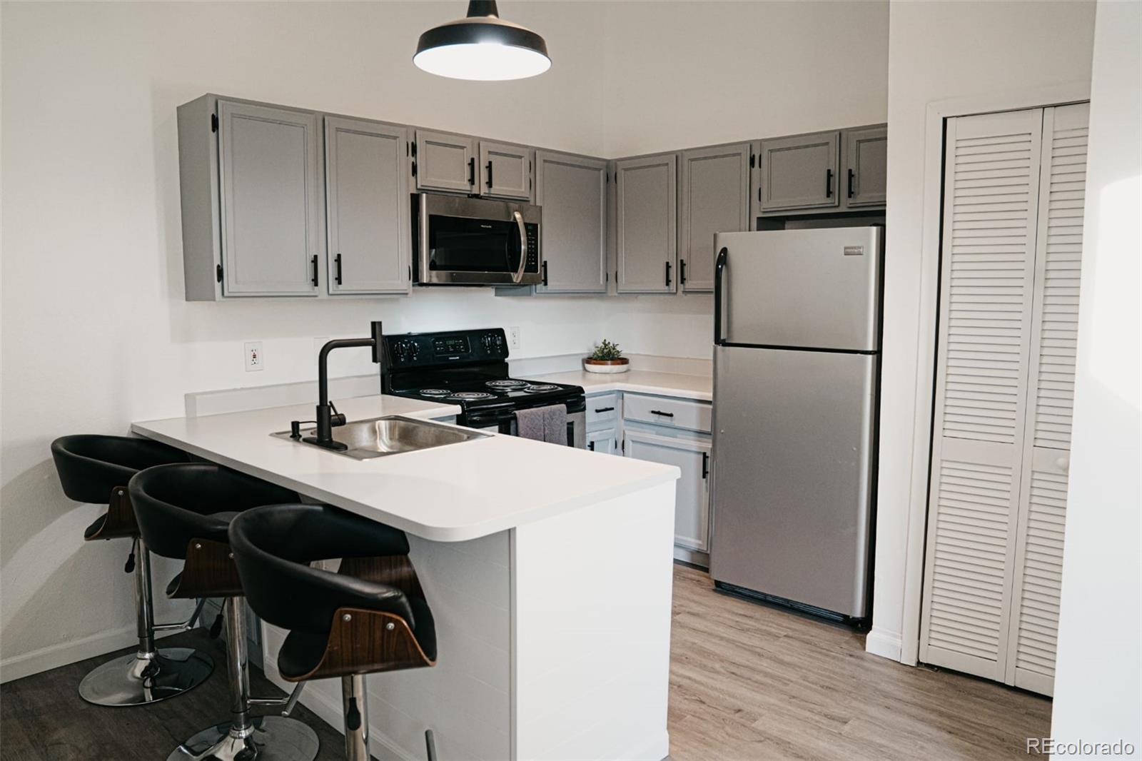 922 S Dearborn Way Unit: 20