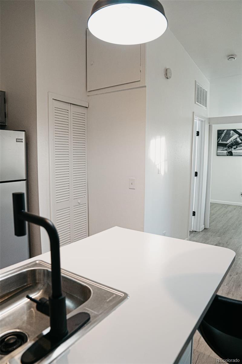 922 S Dearborn Way Unit: 20