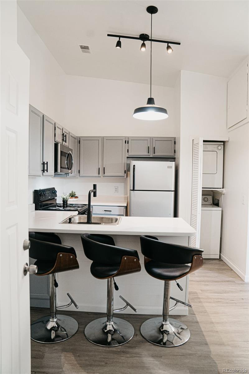 922 S Dearborn Way Unit: 20