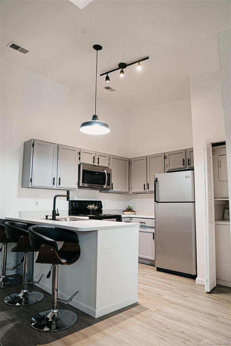 922 S Dearborn Way Unit: 20