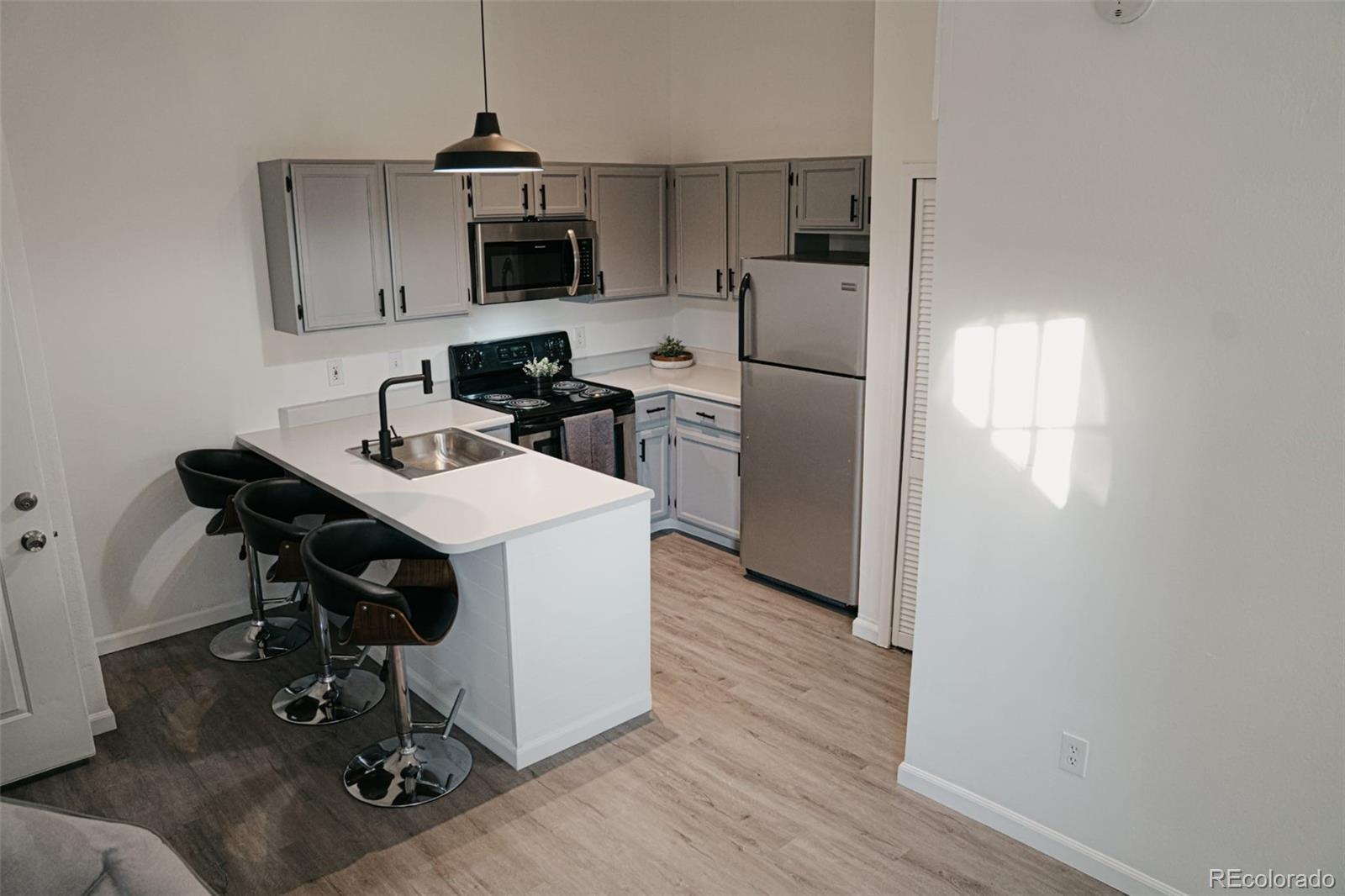 922 S Dearborn Way Unit: 20