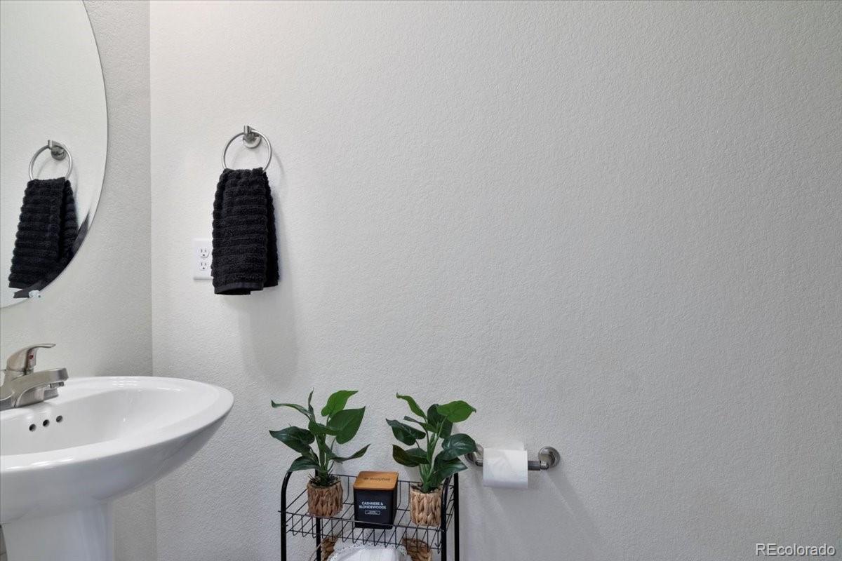 849 E 98th Avenue Unit: 1604
