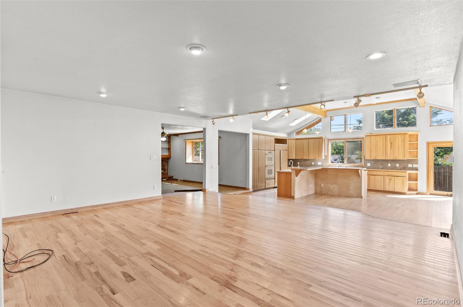 7014 S Kendall Court