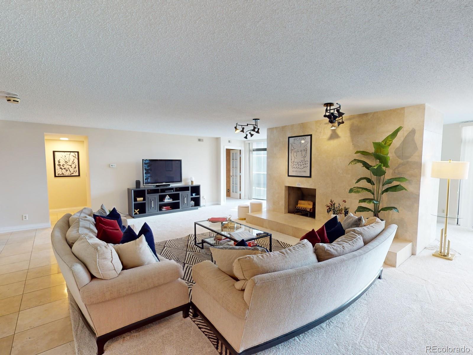 1777 Larimer Street Unit: 808