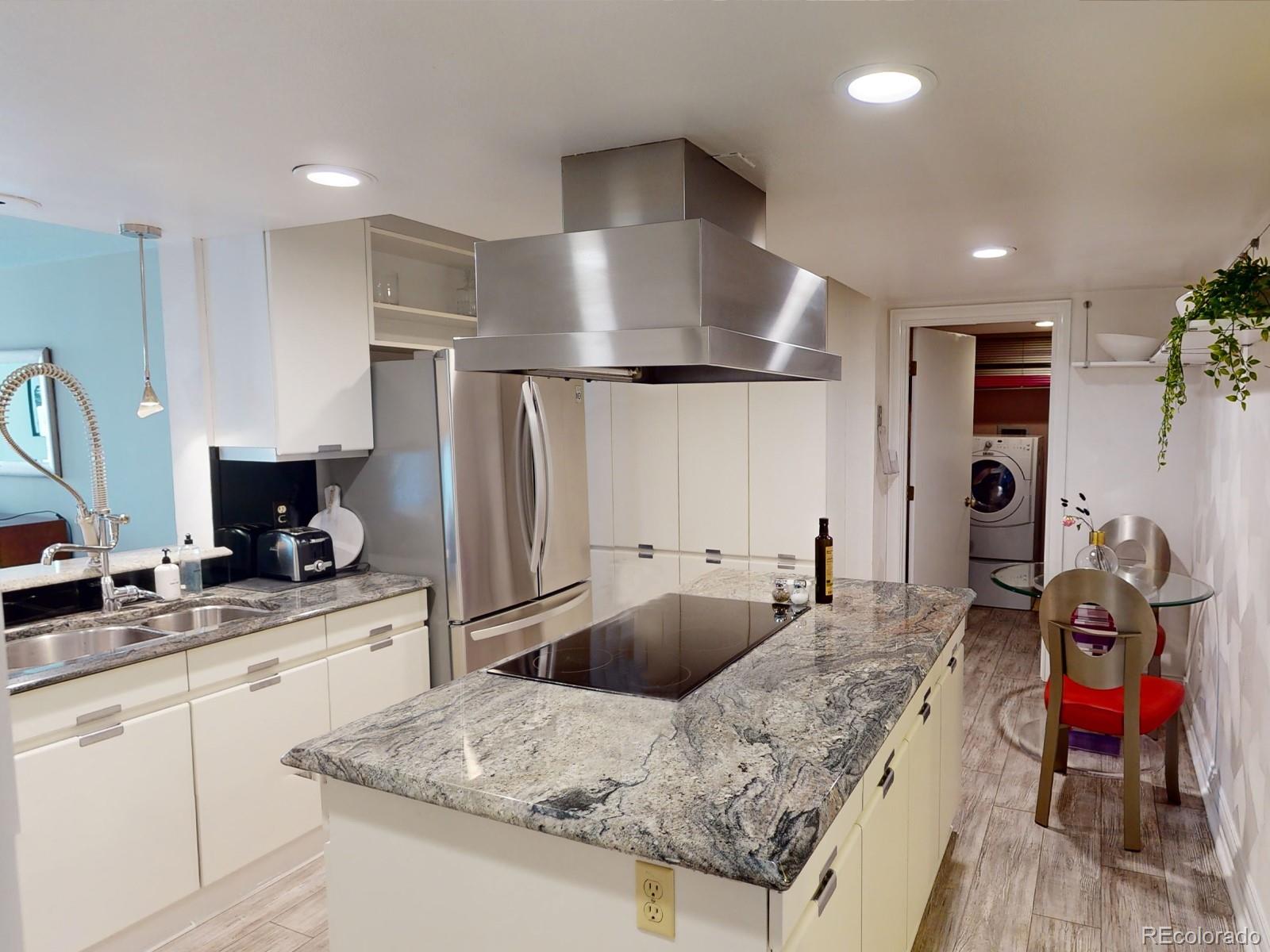 1777 Larimer Street Unit: 808