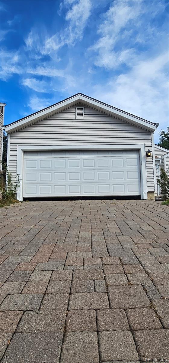 7873 S Windermere Circle