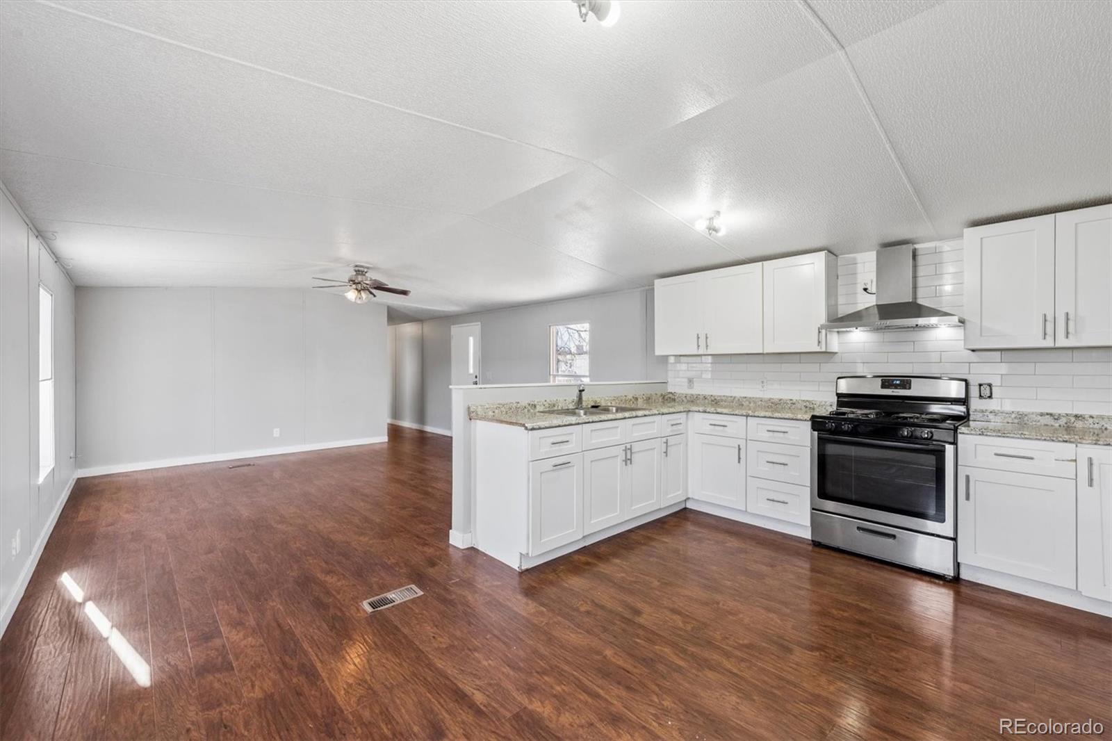 5231 Riverdale Lane
