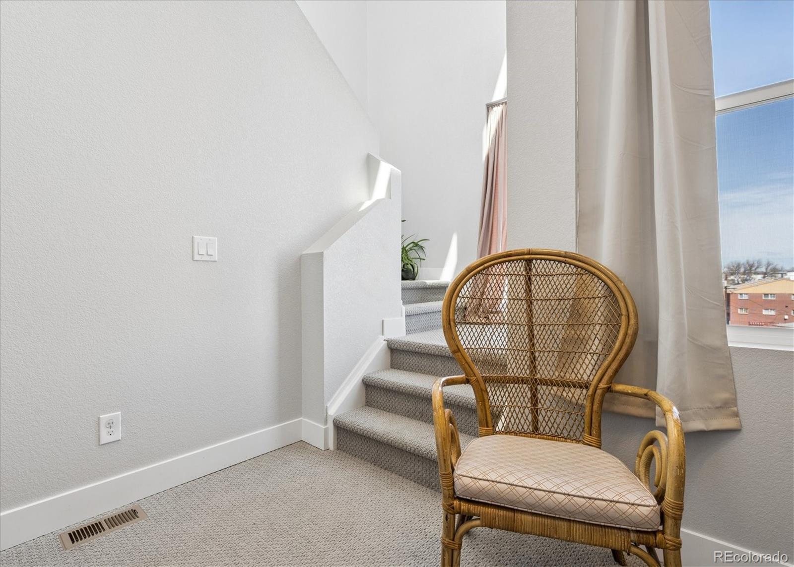 1583 Grove Street Unit: 2