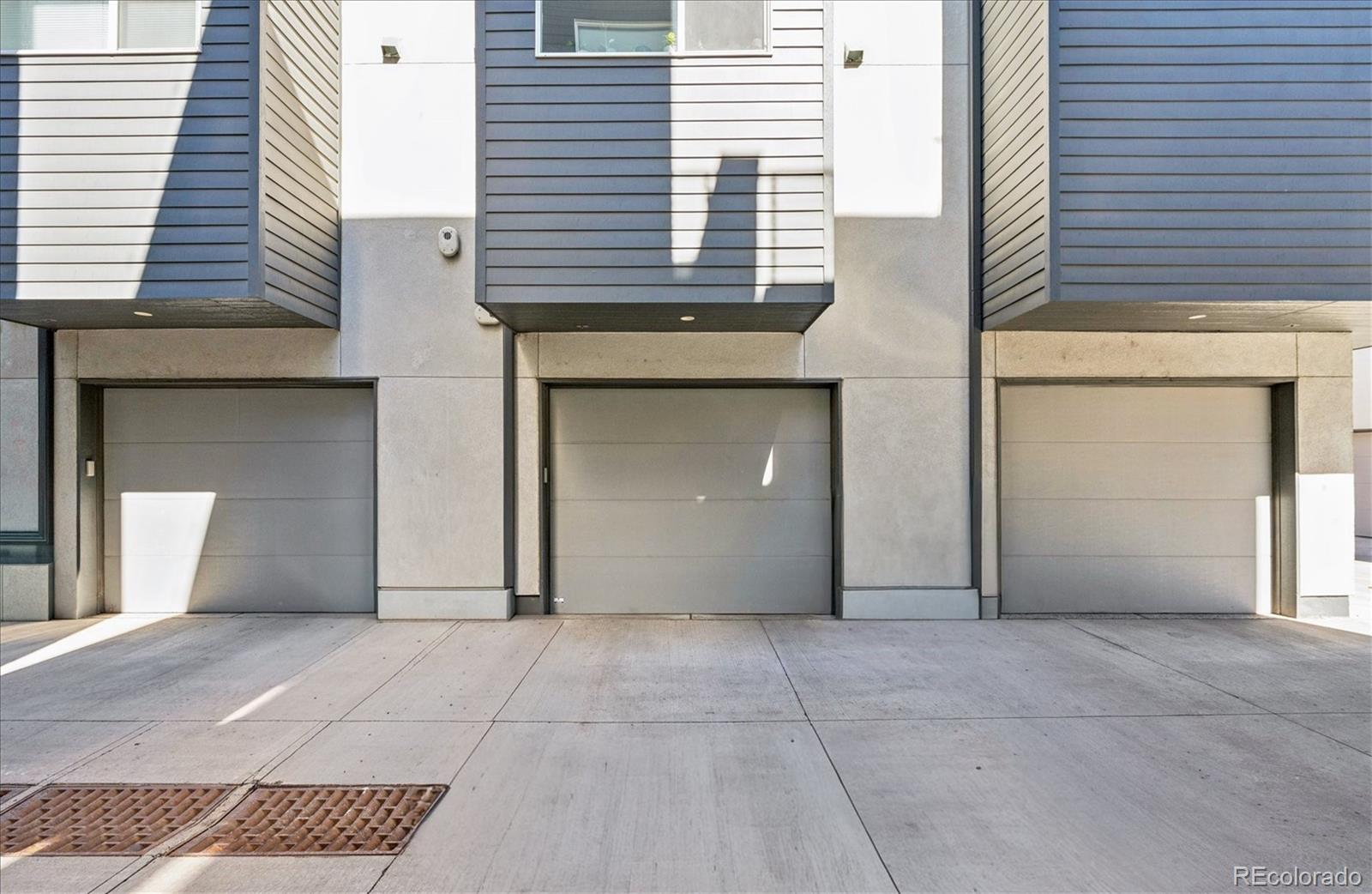 1583 Grove Street Unit: 2