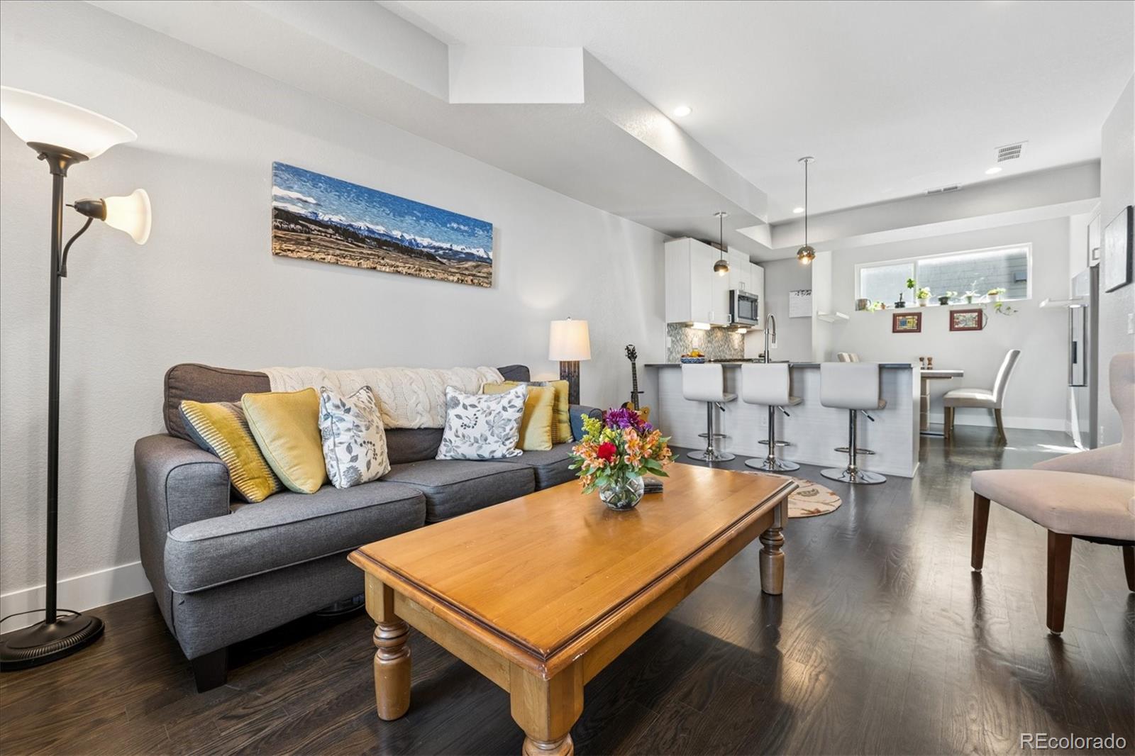 1583 Grove Street Unit: 2