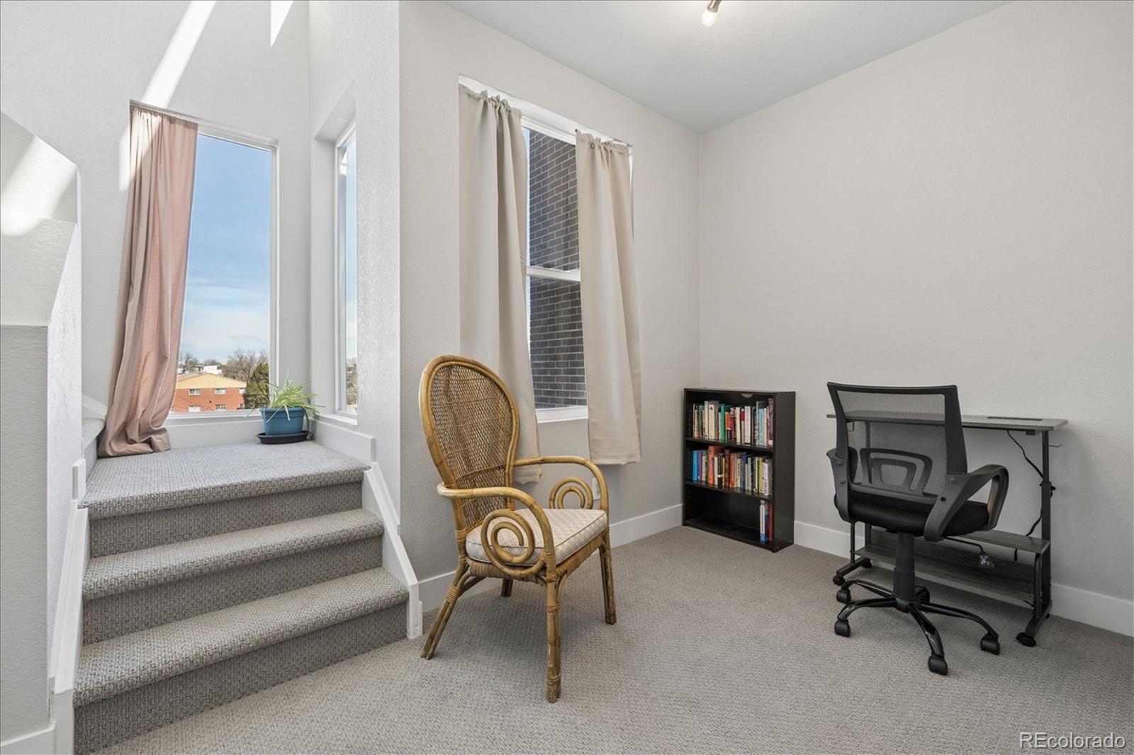 1583 Grove Street Unit: 2