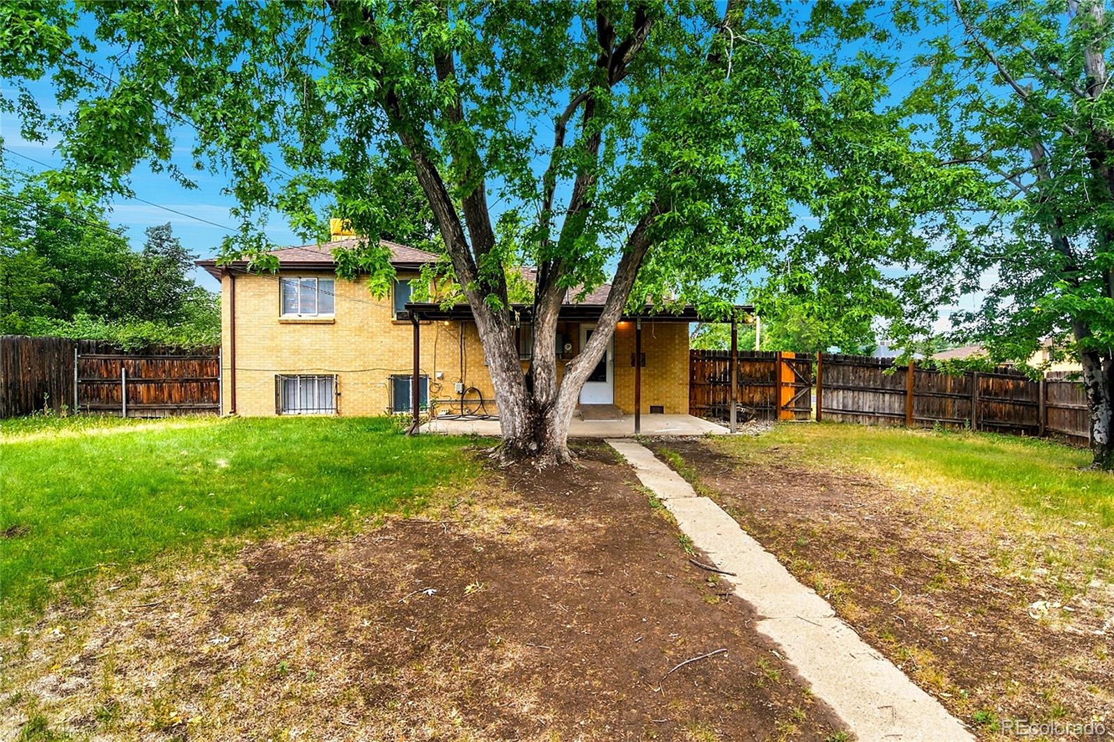 1699 S Winona Court
