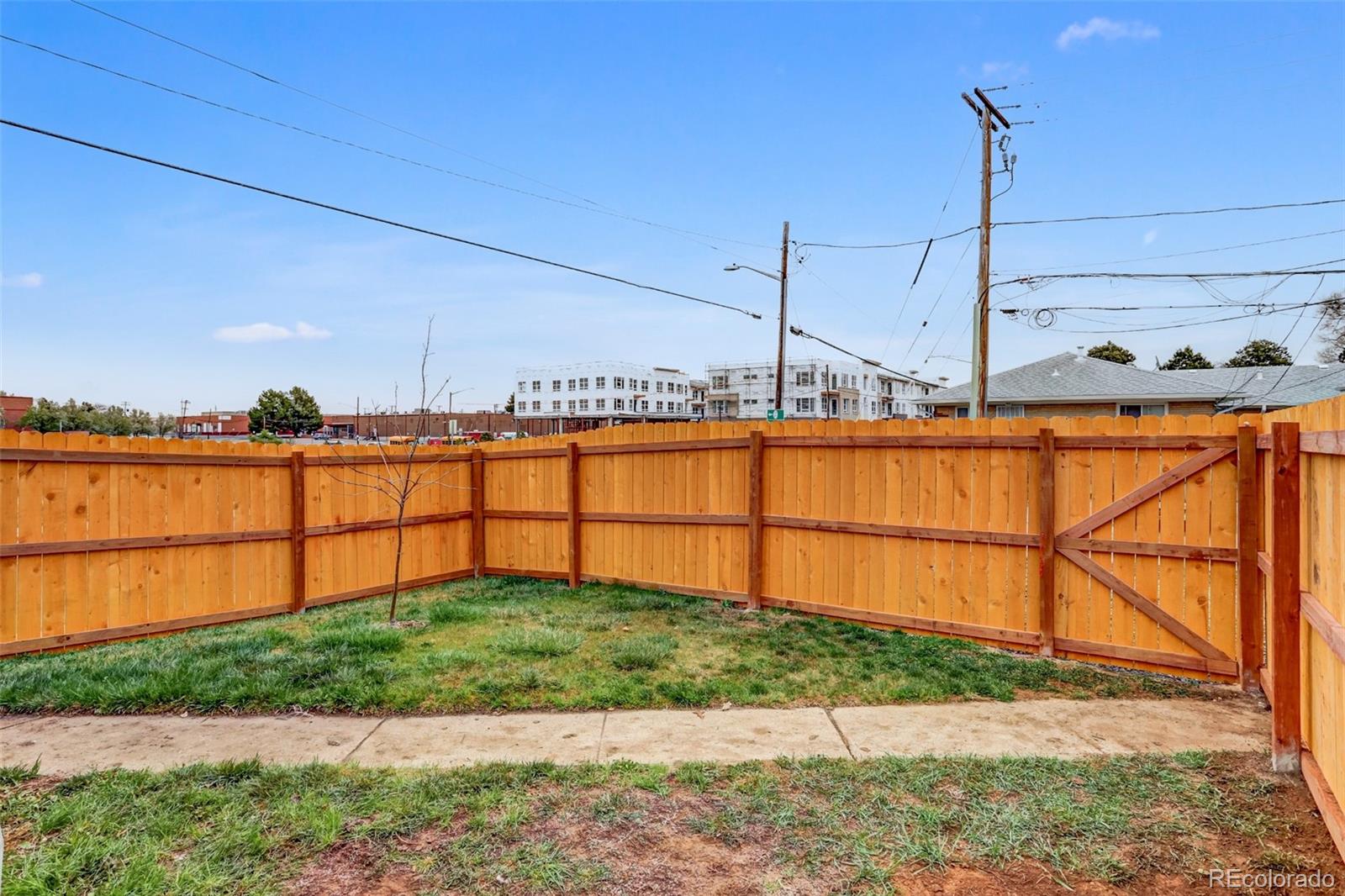 3692 N Hudson Street