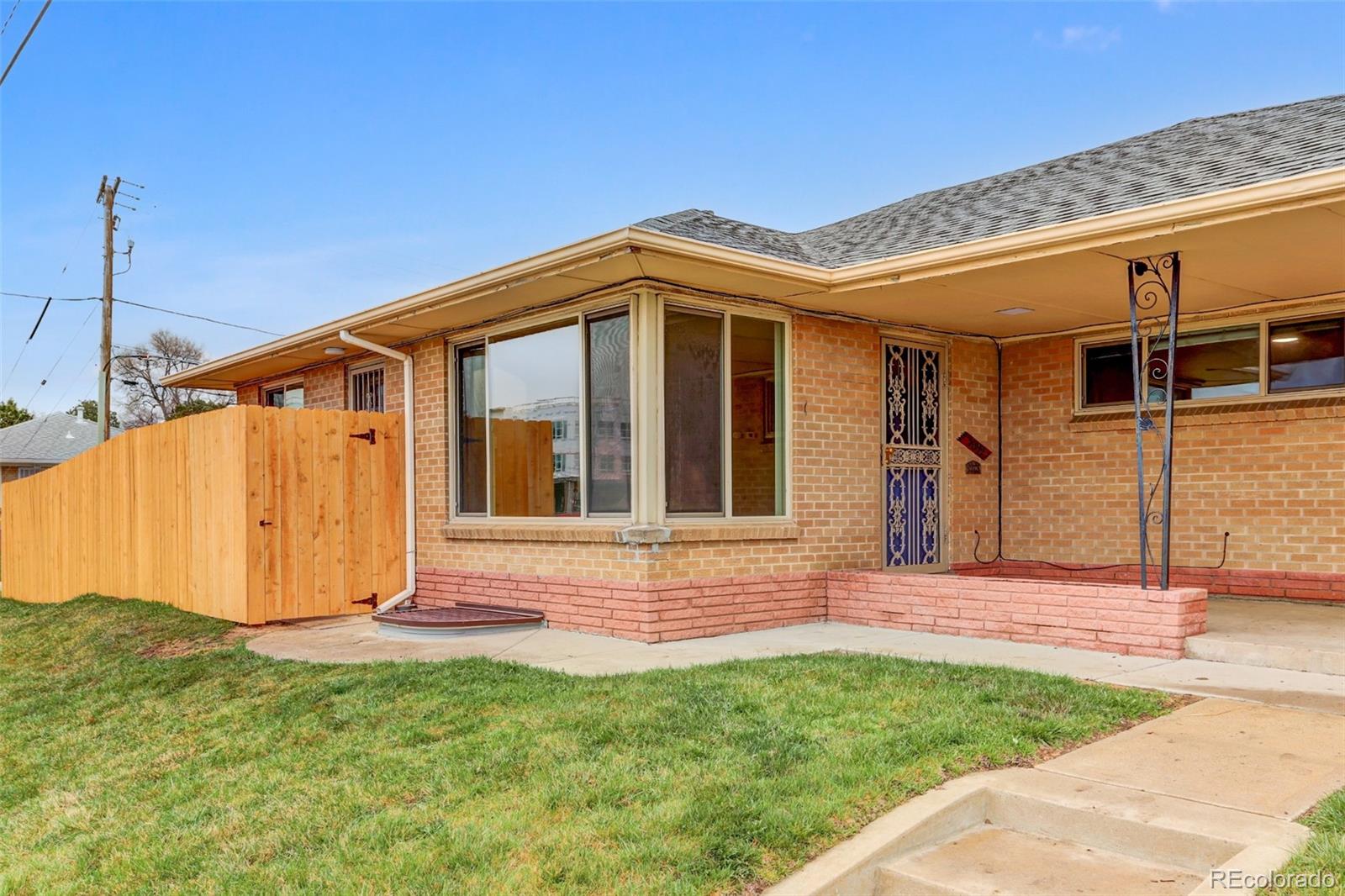 3692 N Hudson Street