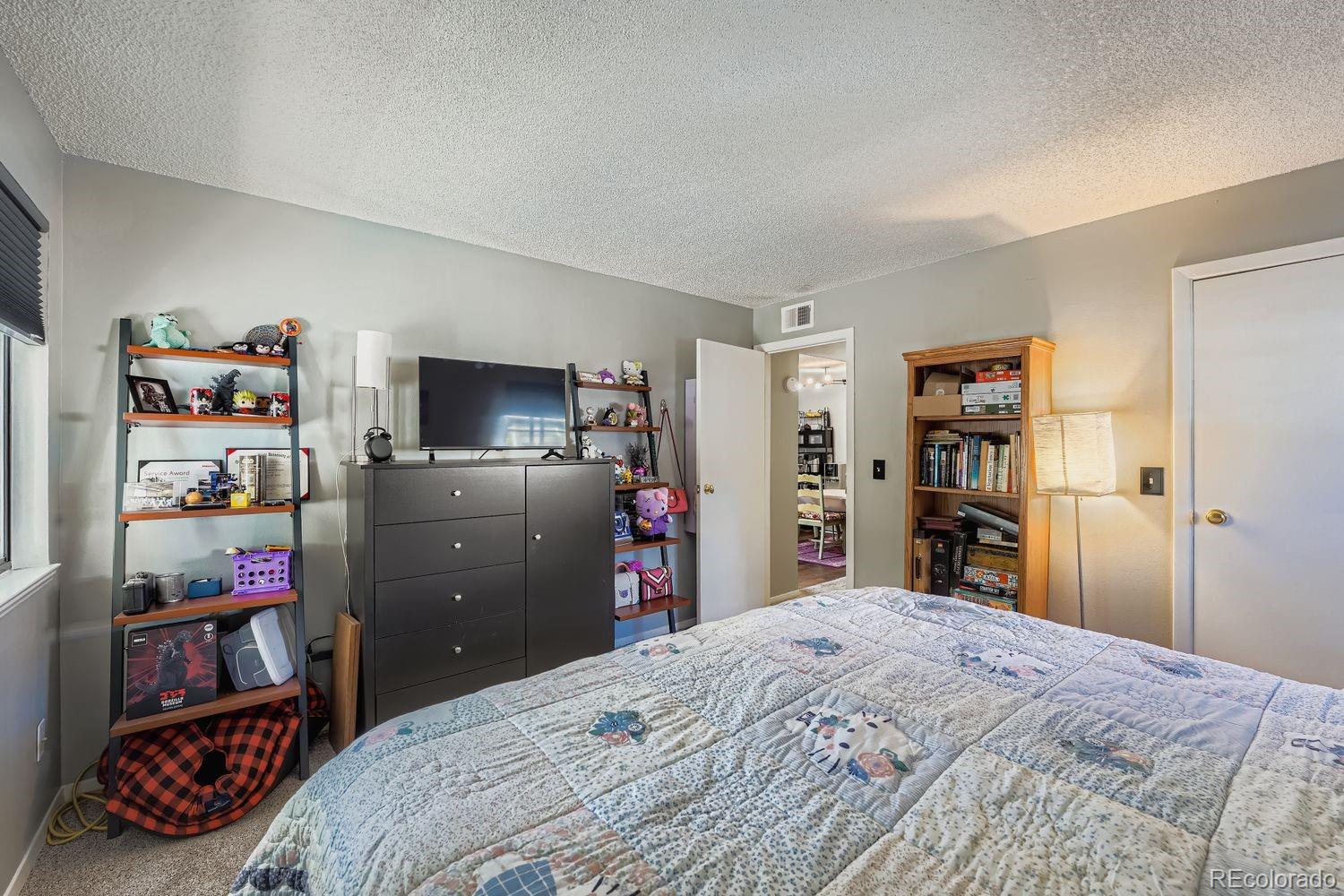 908 S Walden Way Unit: 201