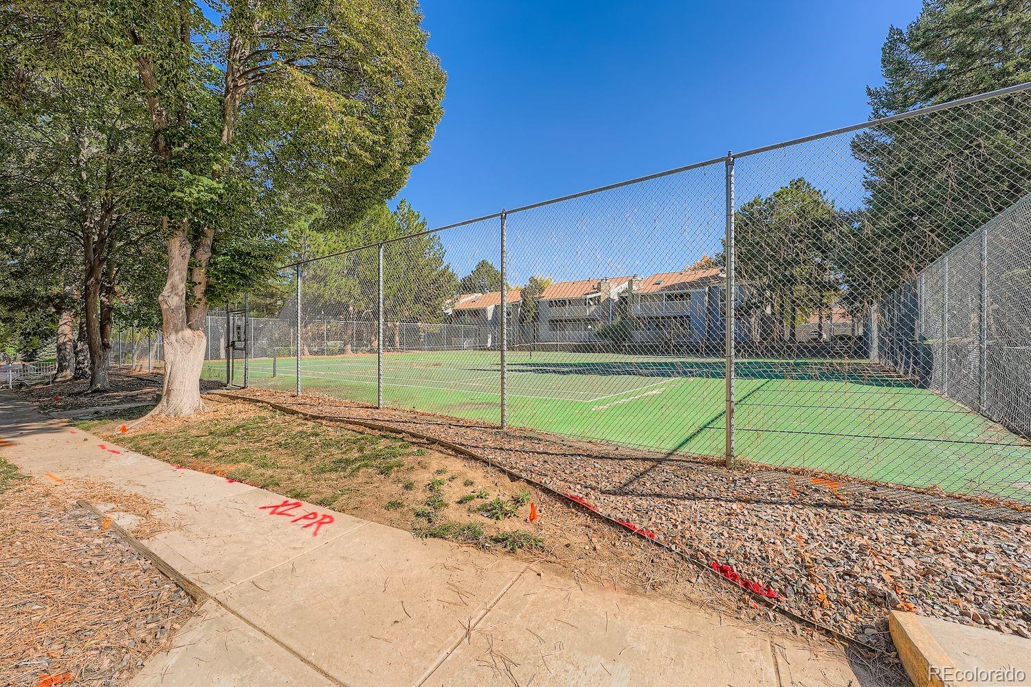 908 S Walden Way Unit: 201