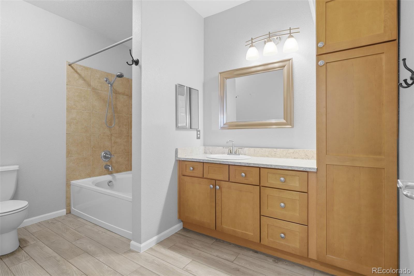 2800 Blue Sky Circle Unit: 2-208