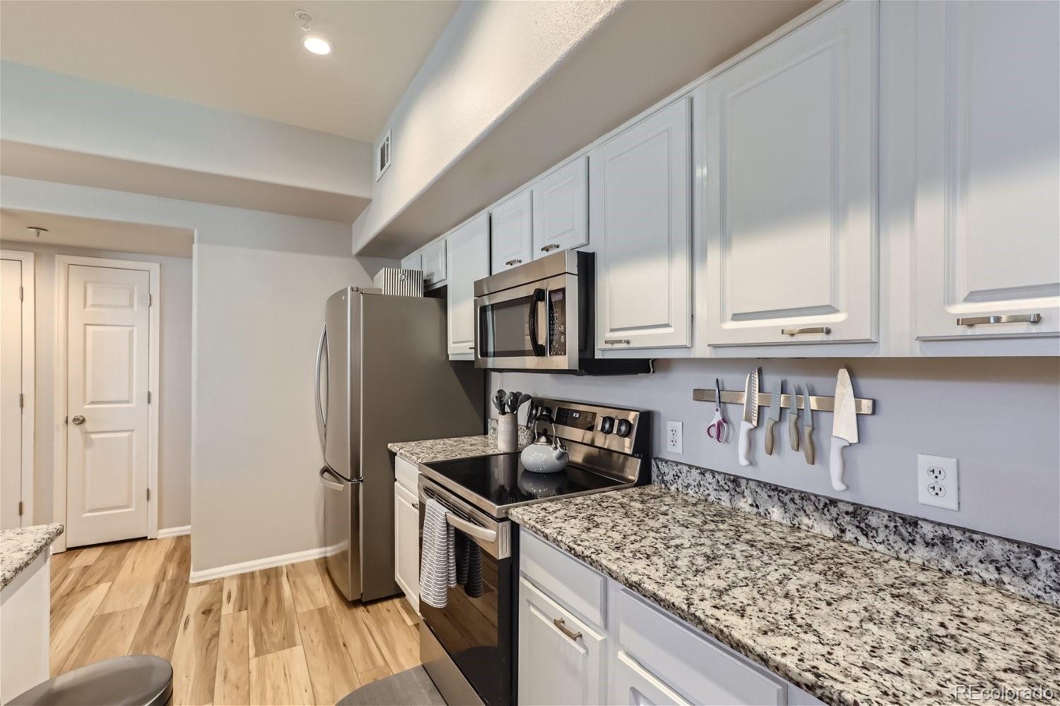 9590 E Florida Avenue Unit: 2025