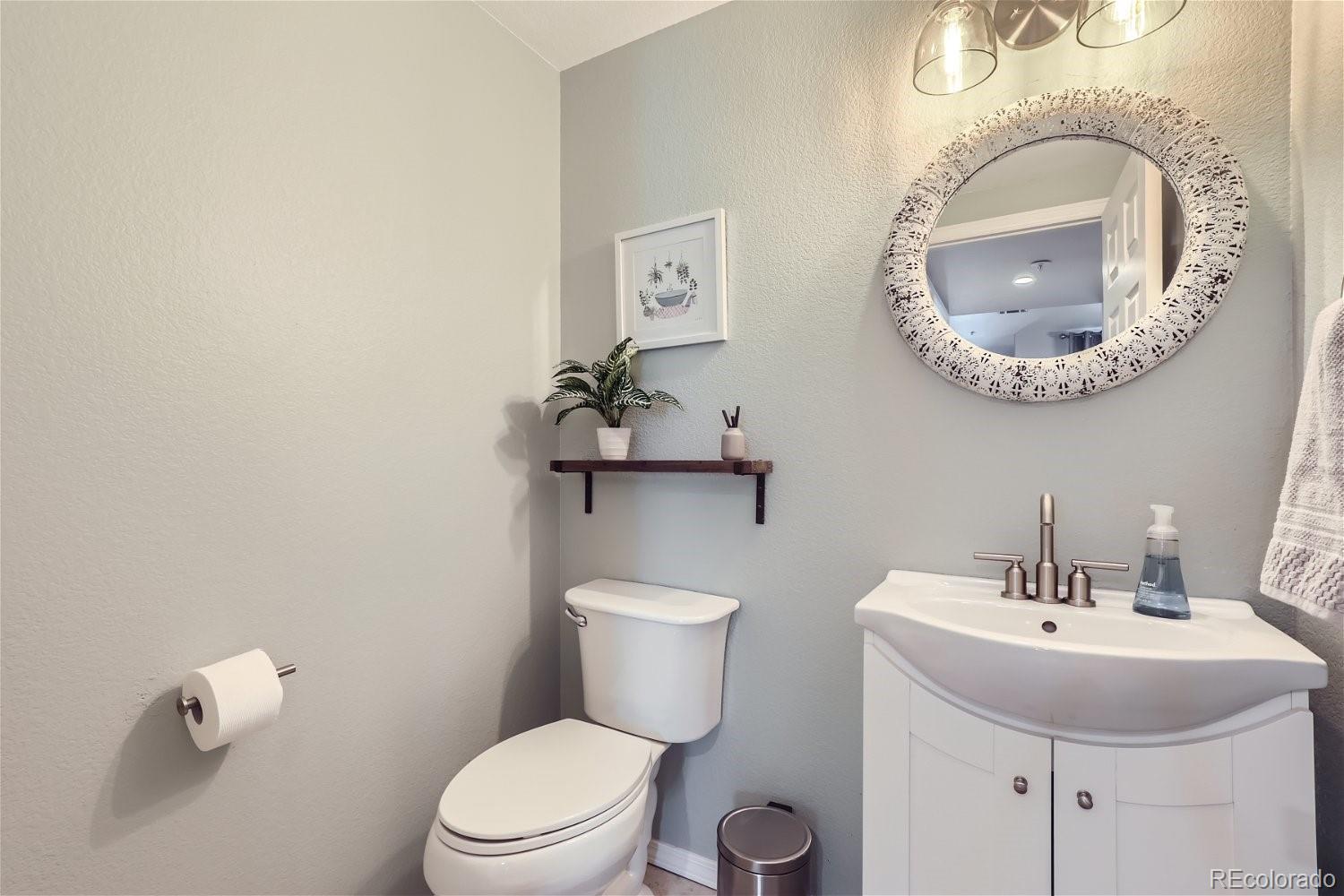 9590 E Florida Avenue Unit: 2025