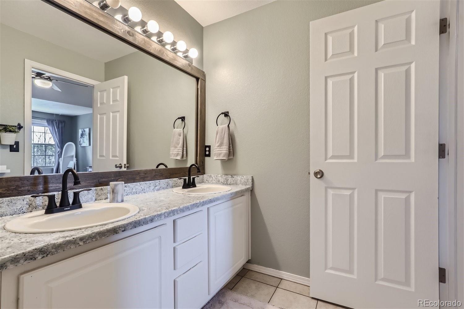 9590 E Florida Avenue Unit: 2025