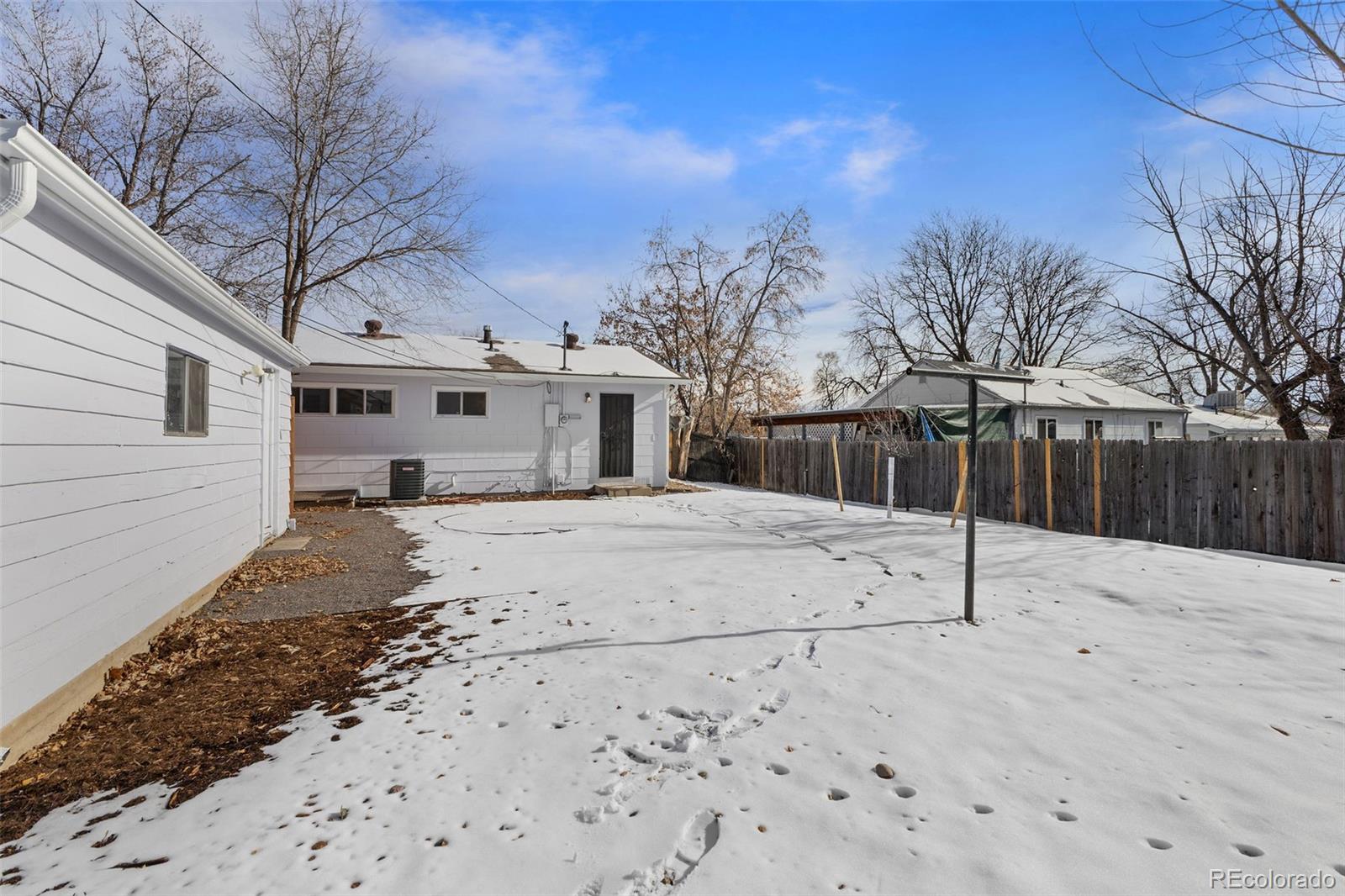 1535 S Xavier Street