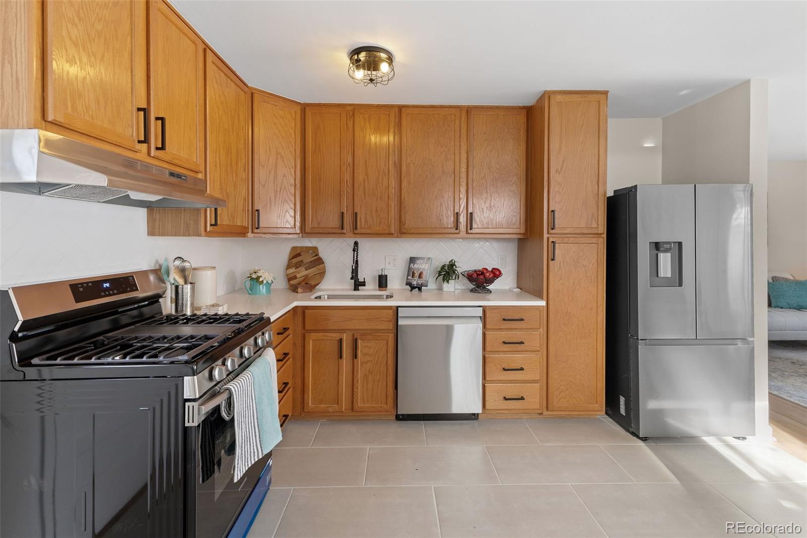 1535 S Xavier Street