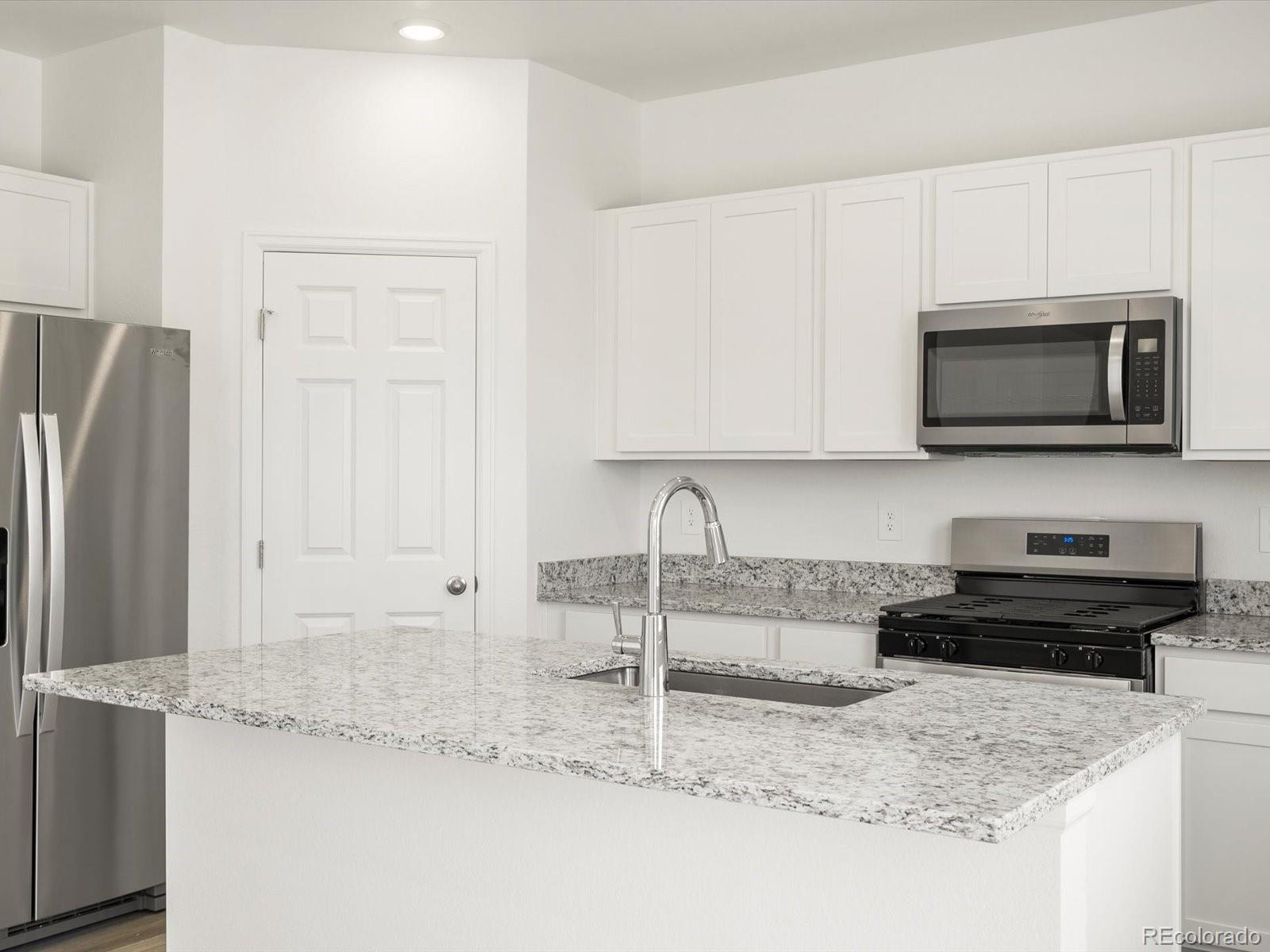 4694 Sugarcane Street