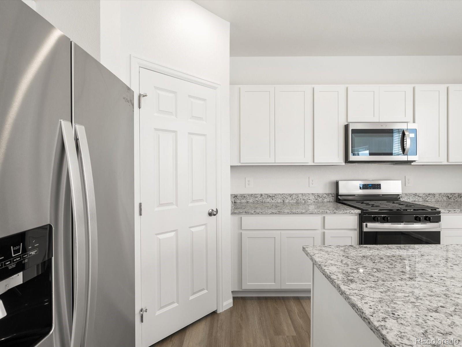 4694 Sugarcane Street