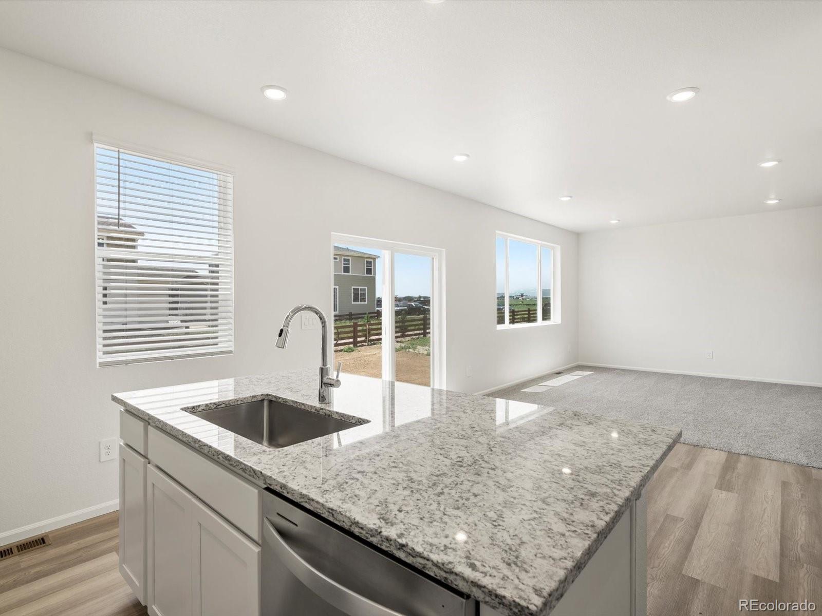 4694 Sugarcane Street