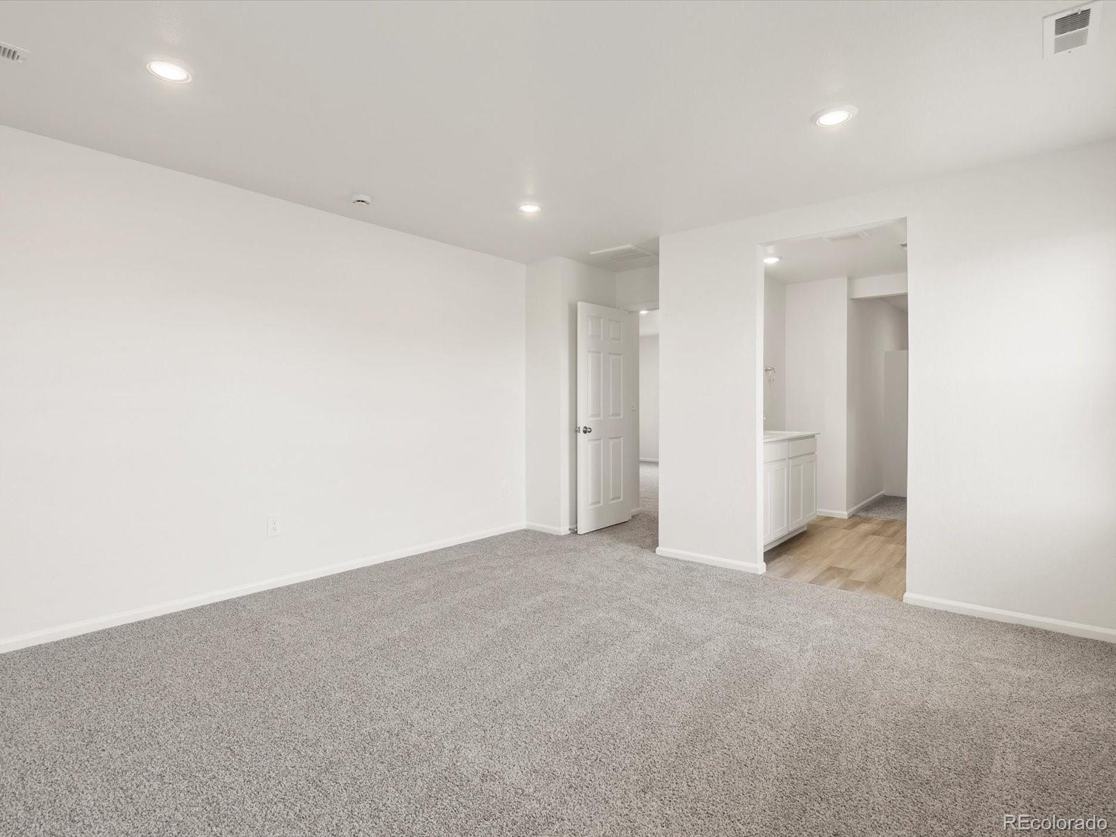 4694 Sugarcane Street