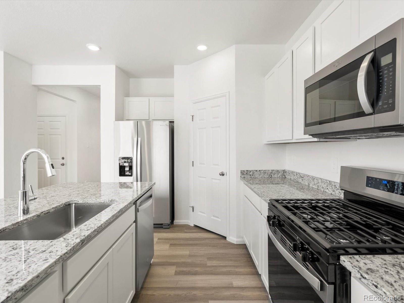 4694 Sugarcane Street