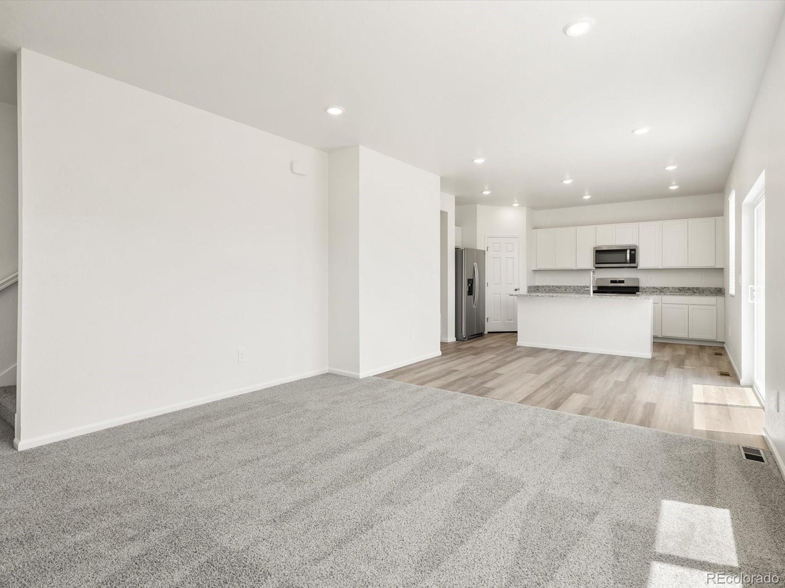 4694 Sugarcane Street