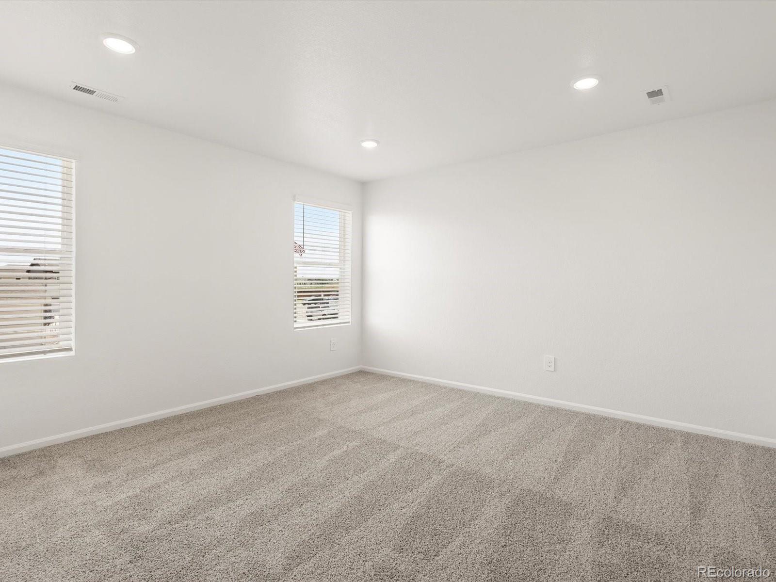 4694 Sugarcane Street