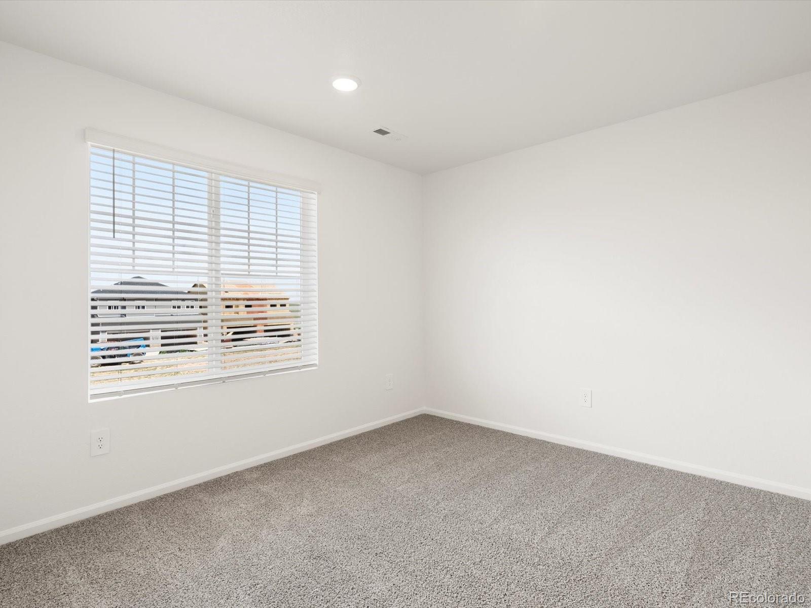 4694 Sugarcane Street