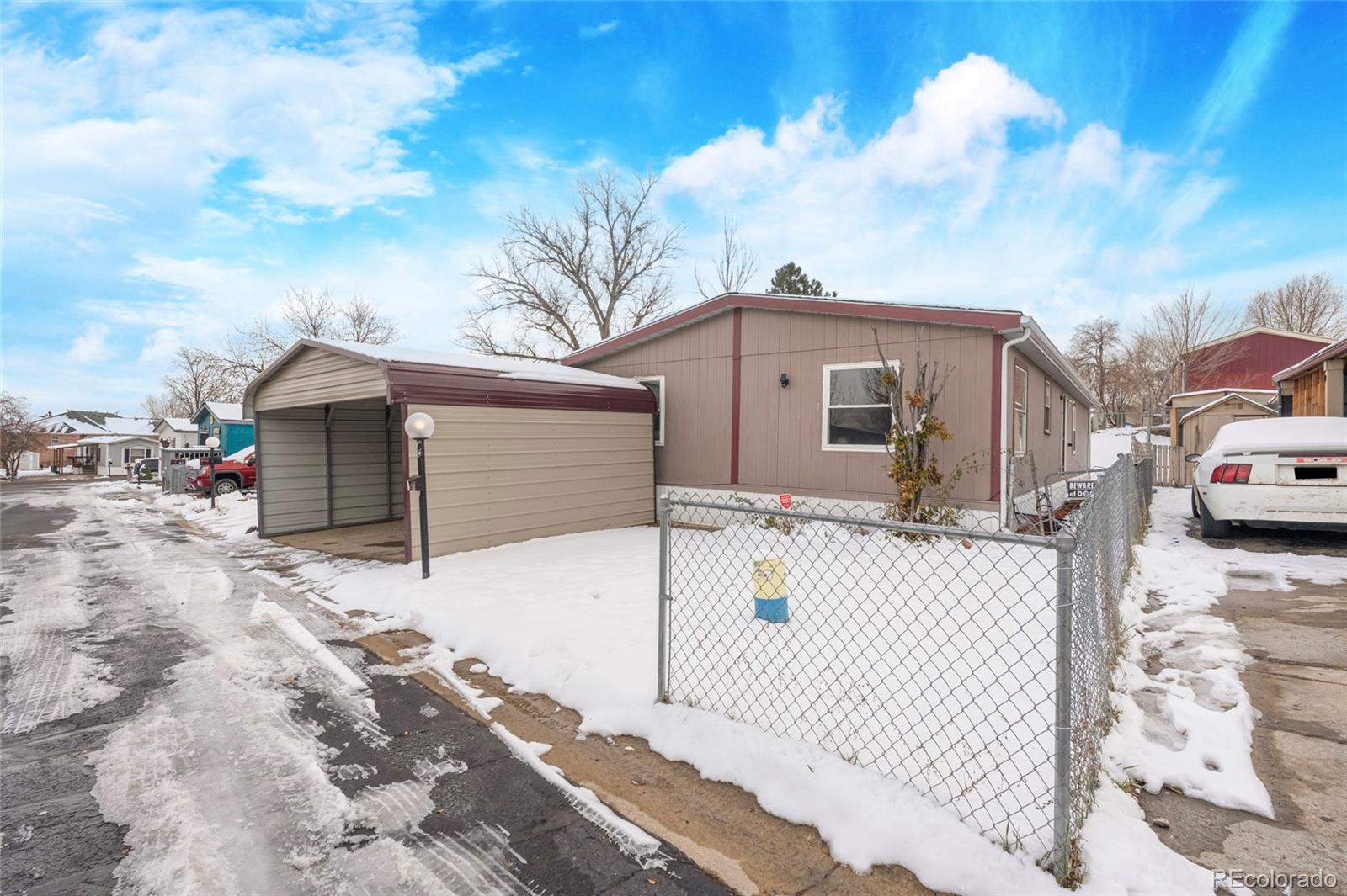 1500 W Thorton Parkway