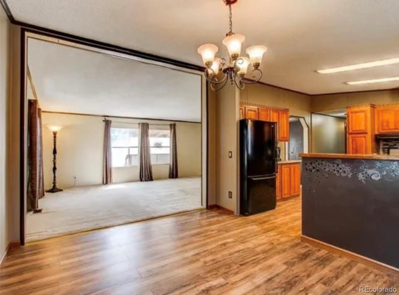 1500 W Thorton Parkway