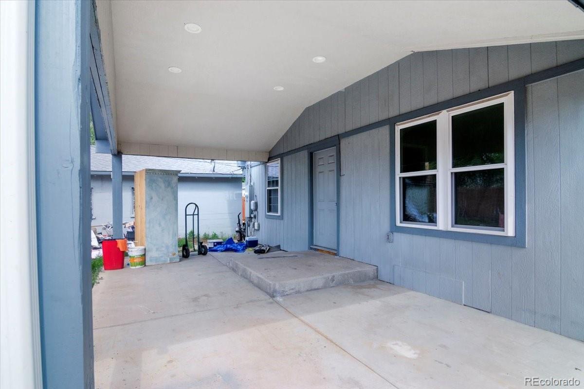 3490 W Exposition Avenue