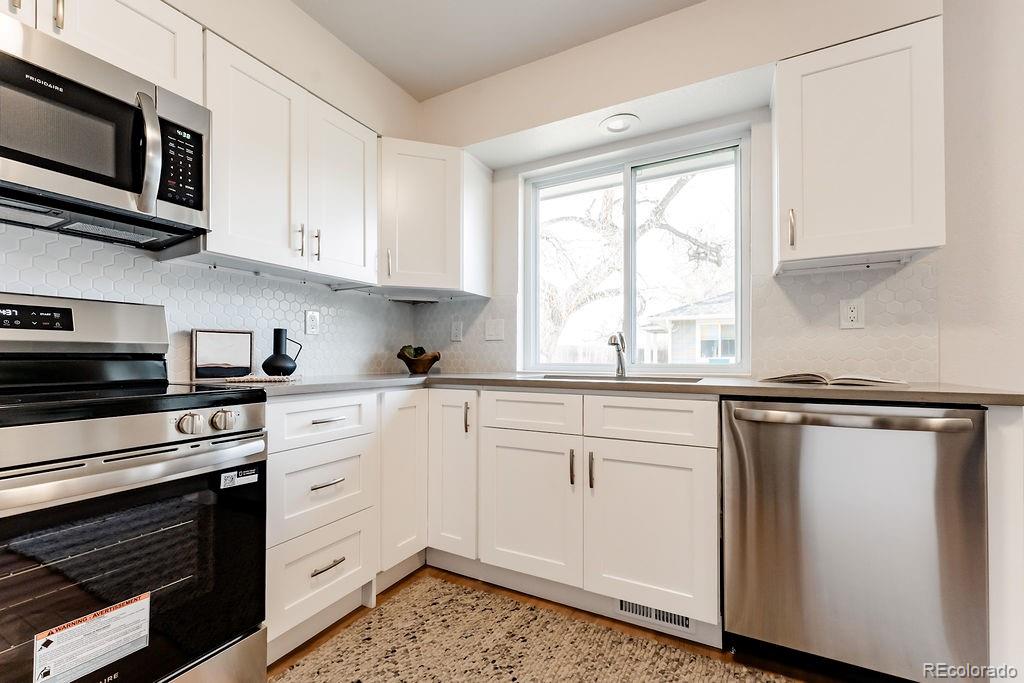 7897 York Street Unit: 1