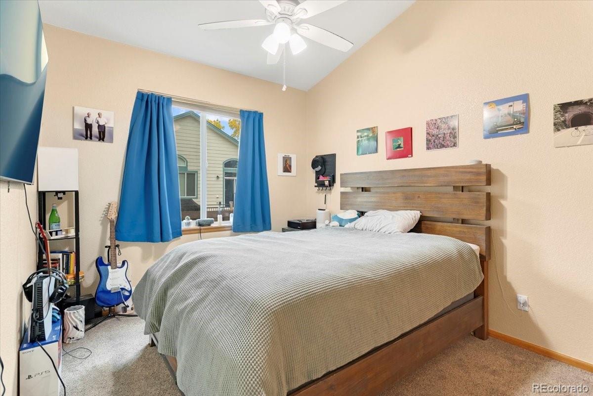 5564 S Fenton Street