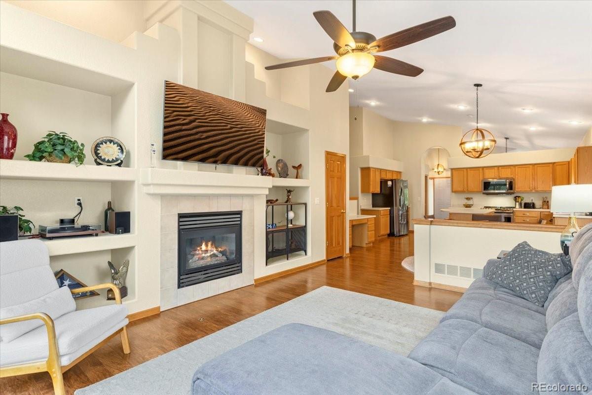 5564 S Fenton Street