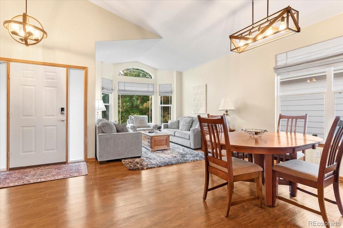 5564 S Fenton Street