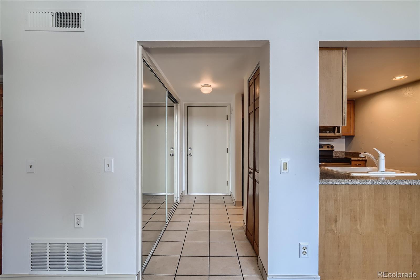 14282 E Tufts Place Unit: Q11