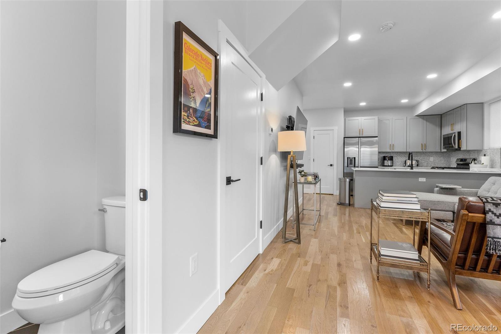 1409 Knox Court Unit: 2