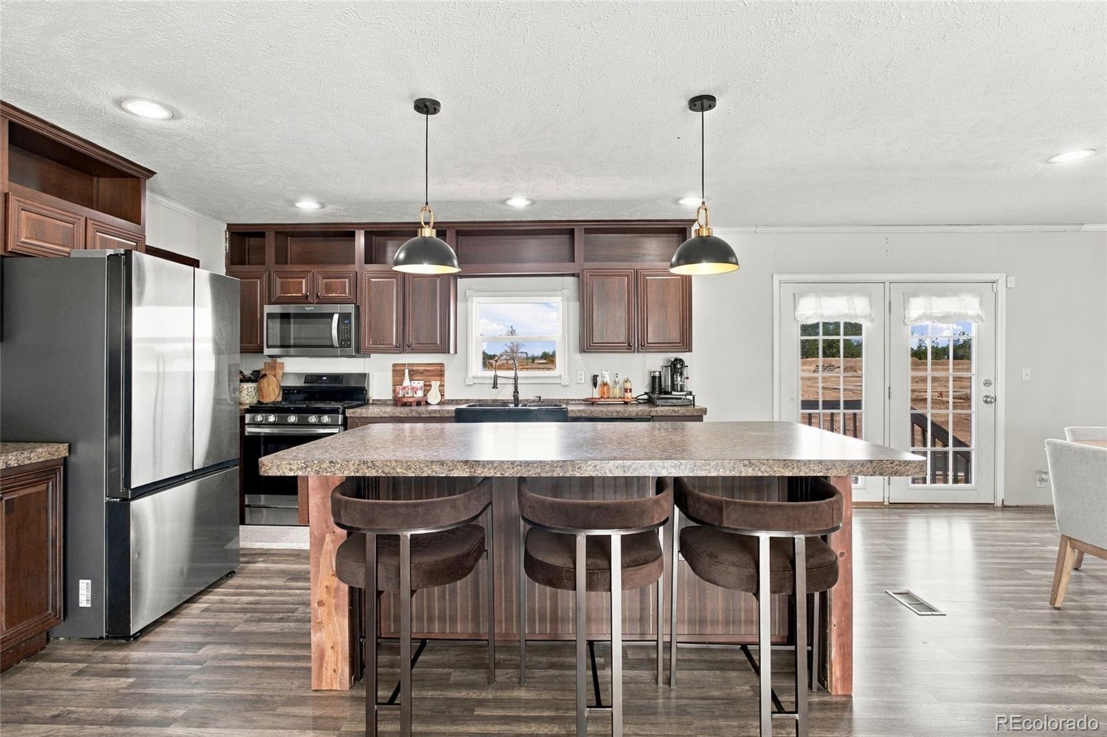 435 N 35th Avenue